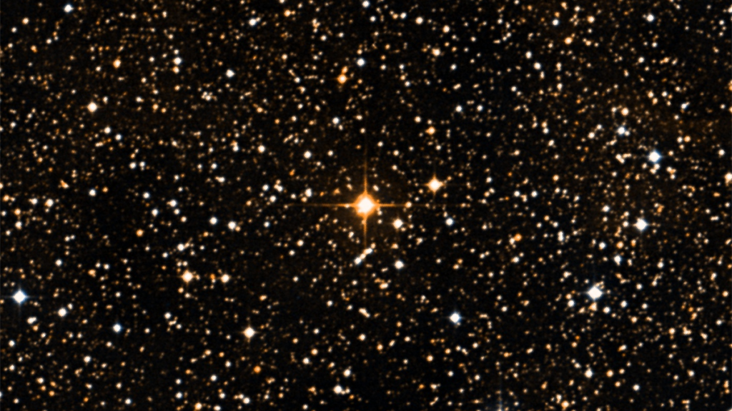 Imagem ampliada de UY Scuti. Uma das 5 maiores estrelas do universo